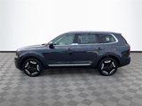 New 2025 Kia Telluride S image 4