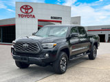 Used 2022 Toyota Tacoma TRD Off-Road image 3