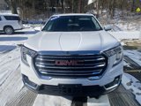 Used 2024 GMC Terrain SLT image 2