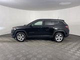Used 2023 Jeep Compass Sport image 3