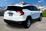 Used 2024 GMC Terrain SLE w/ Driver Convenience Package image 2