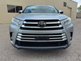 Used 2018 Toyota Highlander XLE image 2