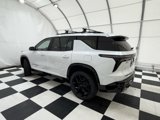 New 2025 Chevrolet Traverse RS image 2