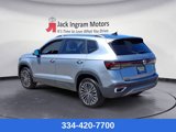 New 2025 Volkswagen Taos SE image 3
