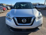 Used 2020 Nissan Kicks S image 2
