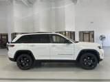 New 2025 Jeep Grand Cherokee Limited image 3