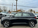 Used 2024 Hyundai Venue SEL image 4