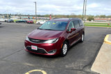 Used 2020 Chrysler Pacifica Touring-L image 4