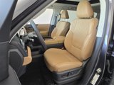 New 2025 INFINITI QX80 Luxe image 5