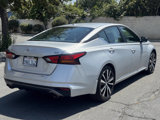 Used 2022 Nissan Altima 2.5 SR image 2