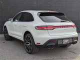 Used 2025 Porsche Macan image 3
