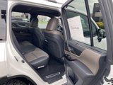 New 2025 Lexus LX 700h Overtrail image 5
