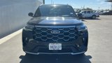 Certified 2025 Ford Explorer Platinum image 4