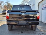 Used 2017 Nissan Titan SL image 4