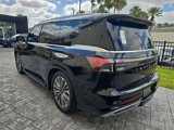 New 2025 INFINITI QX80 Luxe image 5