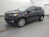 Used 2023 Ford Edge SEL image 2