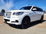 Used 2022 Lincoln Navigator Reserve image 2