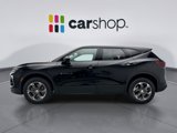 Used 2025 Chevrolet Blazer LT image 2