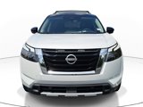 New 2025 Nissan Pathfinder Platinum image 3