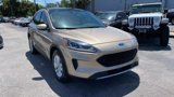 Used 2020 Ford Escape SE image 4