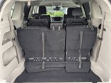 Used 2023 Chrysler Pacifica Touring-L image 5