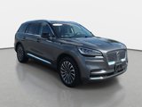 Certified 2023 Lincoln Aviator Reserve w/ Equipment Group 201A image 3