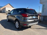 Used 2019 Ford Escape SE image 3