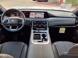 New 2025 Nissan Armada SL image 3