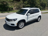Used 2015 Volkswagen Tiguan SE image 3