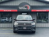Used 2022 Volkswagen Tiguan SE image 2