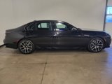 Used 2024 BMW 740i xDrive image 3