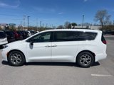 New 2024 Chrysler Pacifica Limited image 6