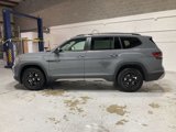 New 2025 Volkswagen Atlas Peak Edition SE image 4
