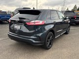 Certified 2024 Ford Edge SE w/ Black Appearance Package image 5