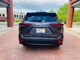 Used 2021 Toyota Highlander XLE image 5