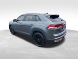 Used 2024 Volkswagen Atlas Cross Sport SE w/ Panoramic Sunroof Package image 5