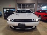 Used 2023 Dodge Challenger SXT image 3