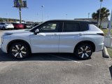 New 2025 Mitsubishi Outlander SEL image 4