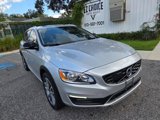 Used 2018 Volvo V60 T5 Cross Country image 2