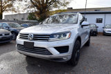 Used 2017 Volkswagen Touareg Wolfsburg Edition image 3