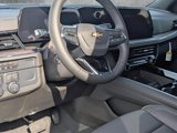 New 2025 Chevrolet Suburban Premier image 3
