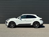 Certified 2023 Porsche Macan image 2