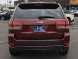 Used 2021 Jeep Grand Cherokee Laredo image 3