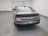 Used 2023 Hyundai Elantra SEL image 6