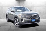 New 2025 Volkswagen Atlas SEL image 2