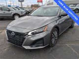 Used 2024 Nissan Altima 2.5 SV image 3
