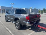 Used 2018 Toyota Tacoma TRD Off-Road w/ TRD Premium Off Road Package image 4