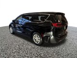 New 2025 Chrysler Pacifica Select image 3
