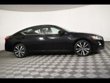 Used 2020 Nissan Altima 2.5 SR w/ Premium Package image 2