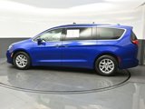 Used 2021 Chrysler Pacifica Touring-L image 3